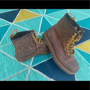 🌺Dr. Martens 1460 Crazy Horse Leather Boots🌺